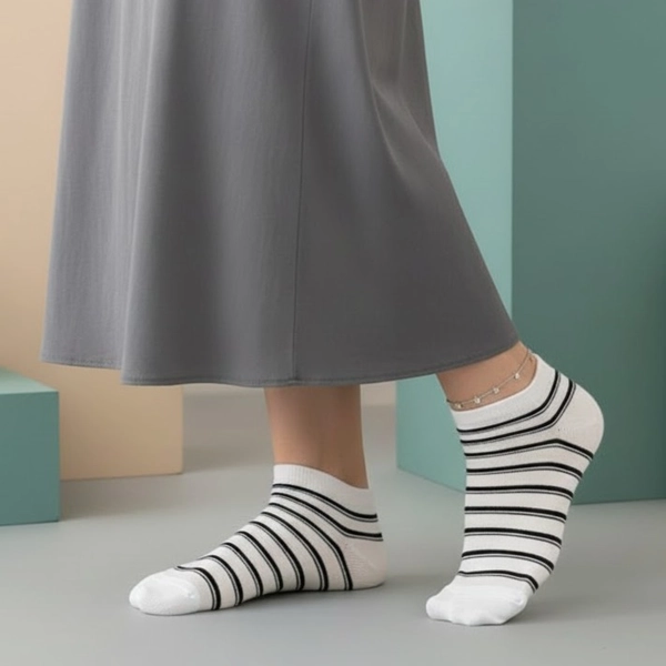 جوراب نیم ساق پنبه ای راه راه 7014 روما